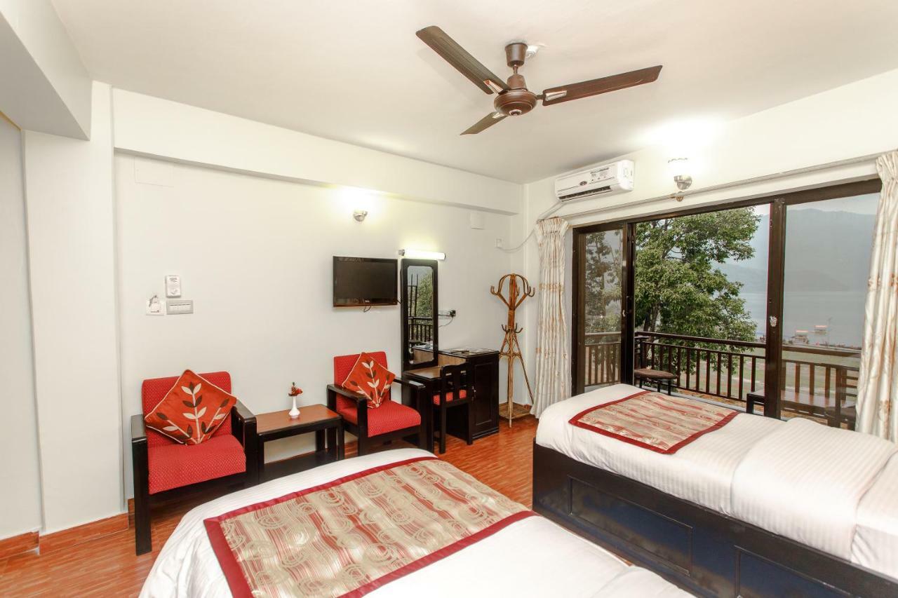 Hotel Peace Plaza Pokhara Exterior foto